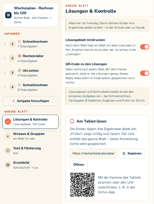 Der Bereich Lösungen und Kontrolle mit eingeschaltetem Lösungsblatt und QR-Code und darunter der Karte Am Tablet lösen.